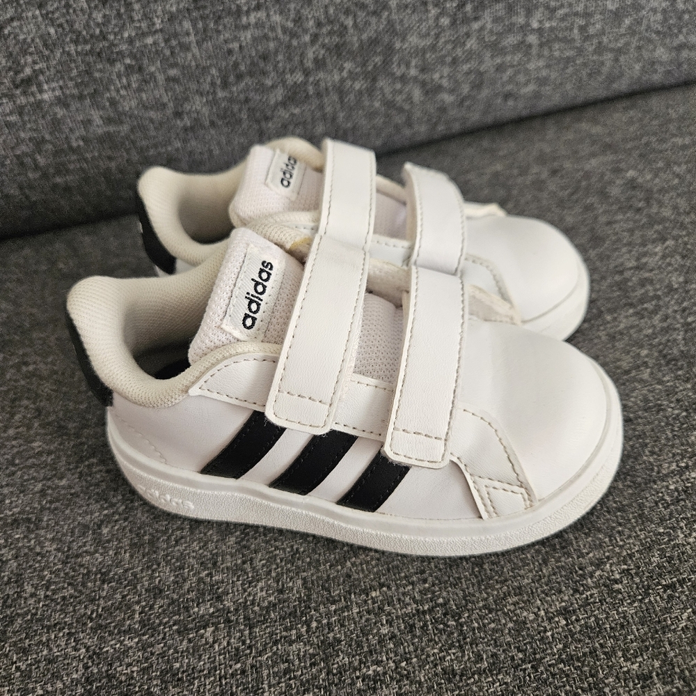 Adidas Kids White and Black Velcro Sneakers